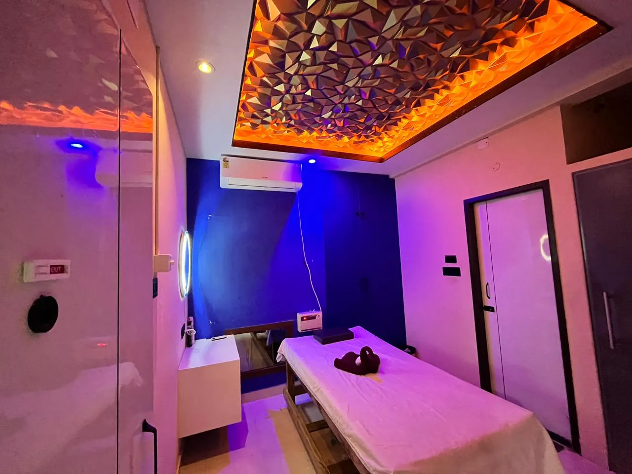 blue lounge spa interior