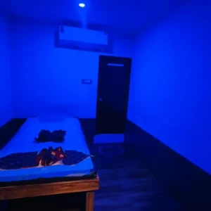blue lounge spa mount road look 2 24 Luxury interior rooms at Blue Lounge Spa Mount Road Chennai with modern massage beds, ambient lighting and premium spa decor
