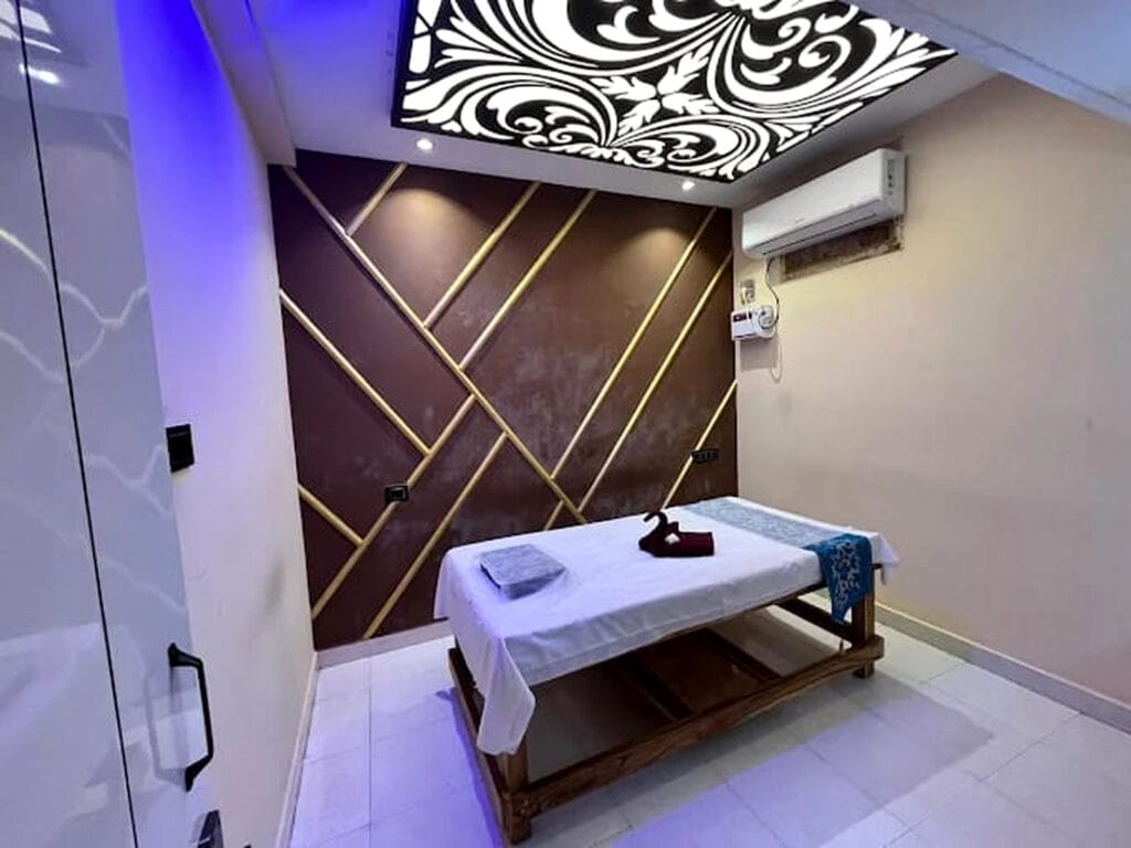 mASSAGE CENTRE IN CHENNAI bLUE LOUNGE SPA